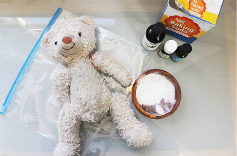 Cách giặt gấu bông bằng Baking Soda giúp làm sạch nhanh chóng, giữ form gấu 